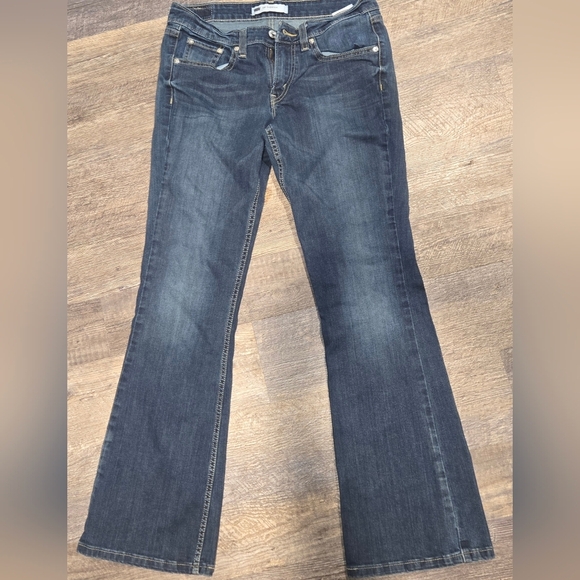 Size 28 Levi's 518 Women's Boot Cut Jeans Low Rise Y2k Like New Semi Flare 90s - Picture 1 of 5